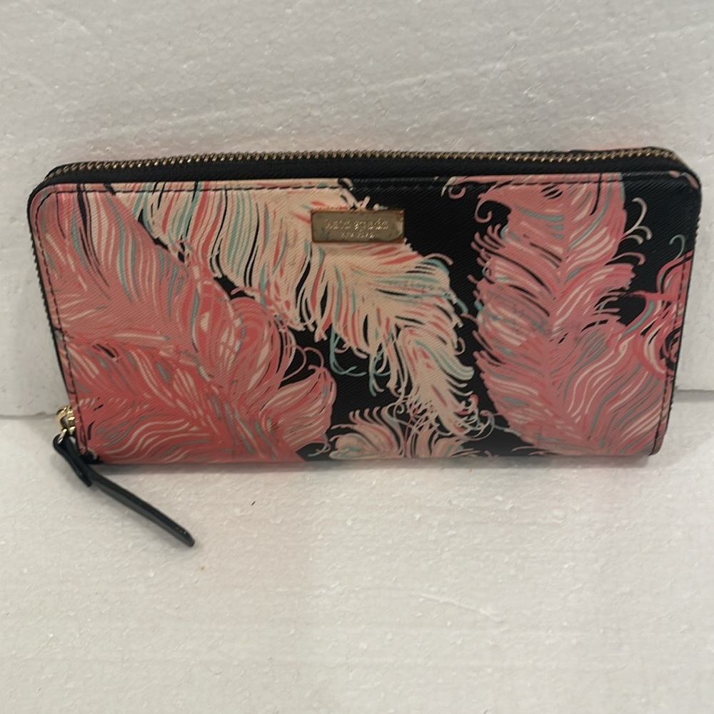 Kate Spade brightwater wallet Drive Neda abstract pink black feather zip around